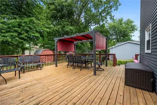 9585 Brayes Manor Dr, Mentor, OH 44060 - Photo 36