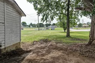 532 S River St, Newcomerstown, OH 43832 - Photo 22