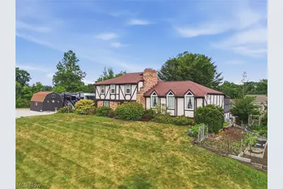 5300 West Boulevard NW, Canton, OH 44718 - Photo 2