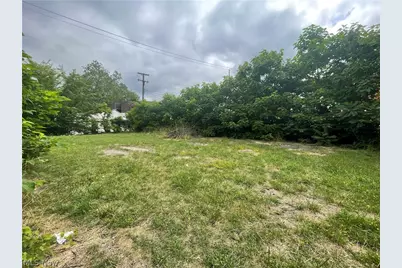 12808 Kinsman Road, Loveland, OH 44120 - Photo 8