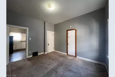 847 Jason Avenue, Akron, OH 44314 - Photo 2