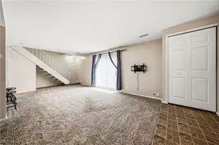 8126 Independence Dr, Mentor, OH 44060 - Photo 6