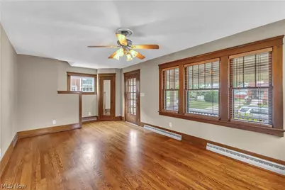 967 Mildred Avenue, Lorain, OH 44052 - Photo 4