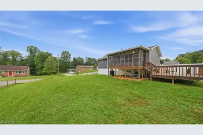 14 Maple Drive, Williamstown, WV 26187 - Photo 32