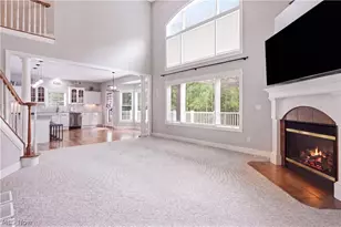 10806 Ellison Creek Dr, Concord Twp, OH 44077 - Photo 12