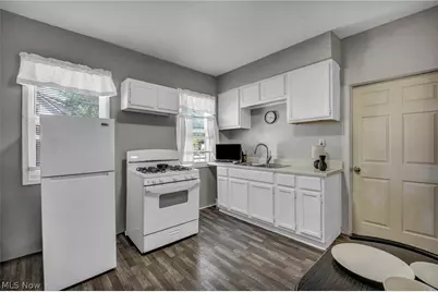 3502 Carlyle Avenue, Loveland, OH 44109 - Photo 12
