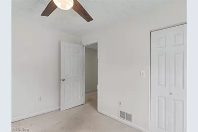 2752 6th Street, Cuyahoga Falls, OH 44221 - Photo 18