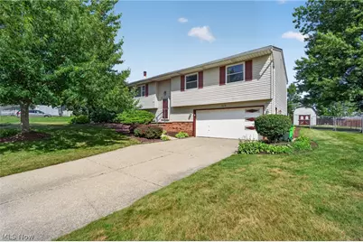571 Jeanette Street, Brunswick, OH 44212 - Photo 2