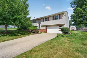 571 Jeanette St, Brunswick, OH 44212 - Photo 2