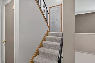 571 Jeanette St, Brunswick, OH 44212 - Photo 22