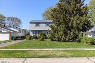 8295 Mentorwood Dr, Mentor, OH 44060 - Photo 2