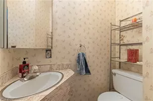 8295 Mentorwood Dr, Mentor, OH 44060 - Photo 16