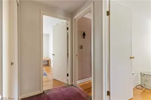 8295 Mentorwood Dr, Mentor, OH 44060 - Photo 18