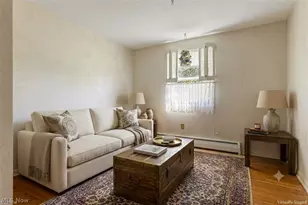 8295 Mentorwood Dr, Mentor, OH 44060 - Photo 10