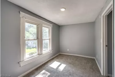 2216 10th Street SW, Akron, OH 44314 - Photo 16