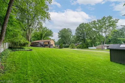 804 Overridge Avenue SE, North Canton, OH 44720 - Photo 10