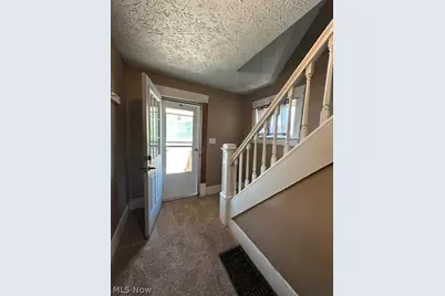 980 Shannon Avenue, Barberton, OH 44203 - Photo 12