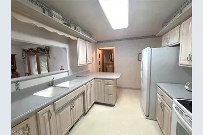 1157 Glenview Drive, Mogadore, OH 44260 - Photo 6
