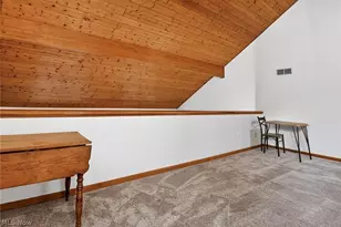 1190 Trails Edge Dr, Hubbard, OH 44425 - Photo 18