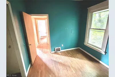 2618 Adams Street, Lakemore, OH 44250 - Photo 14