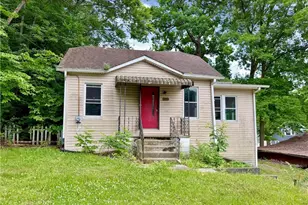 2618 Adams St, Lakemore, OH 44250 - Photo 2