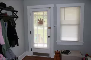 1629 Neil Ave, Zanesville, OH 43701 - Photo 2