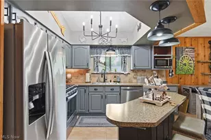 8330 Quail Point Ln, Mentor, OH 44060 - Photo 6