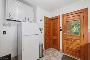 1506 Parkgate Ave, Akron, OH 44313 - Photo 20
