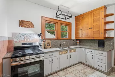 1506 Parkgate Avenue, Akron, OH 44313 - Photo 2