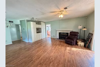 2033 Highland Avenue, Ashtabula, OH 44004 - Photo 12