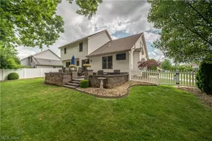 55 Willow Bend Dr, Canfield, OH 44406 - Photo 2