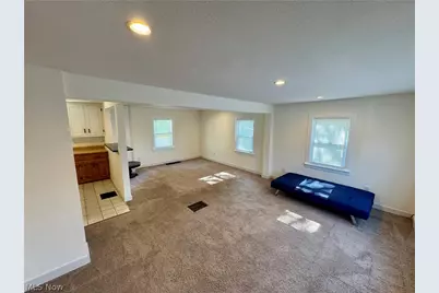 6136 Lake Road W, Ashtabula, OH 44004 - Photo 10