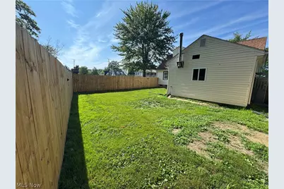 6136 Lake Road W, Ashtabula, OH 44004 - Photo 28