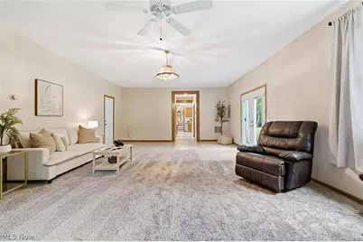 9990 Broadview Road, Grandview Heights, OH 44147 - Photo 14