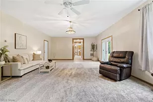 9990 Broadview Rd, Grandview Heights, OH 44147 - Photo 12