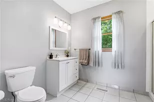 9990 Broadview Rd, Grandview Heights, OH 44147 - Photo 18