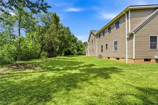 9990 Broadview Rd, Grandview Heights, OH 44147 - Photo 36