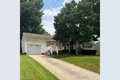 346 Oneida Avenue NW, Canton, OH 44708 - Photo 2