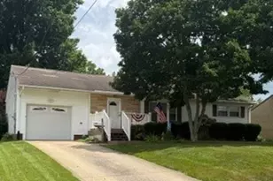 346 Oneida Ave NW, Canton, OH 44708 - Photo 2