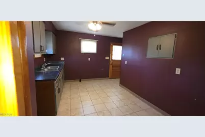 3704 Marlamont Way, Weirton, WV 26062 - Photo 8