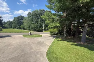 3066 Lake Center St NW, Uniontown, OH 44685 - Photo 8