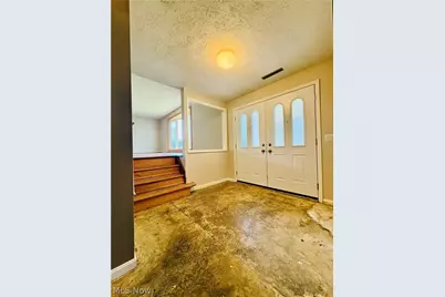 3066 Lake Center Street NW, Uniontown, OH 44685 - Photo 10