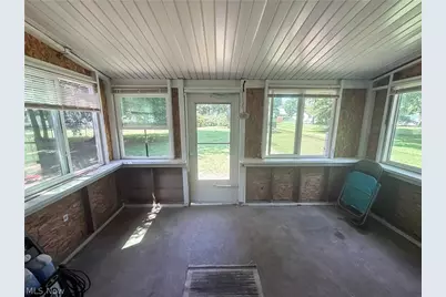 2110 Rockland Ave, Belpre, OH 45714 - Photo 32