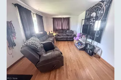 2110 Rockland Ave, Belpre, OH 45714 - Photo 10