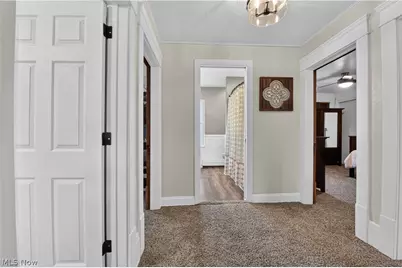 132 28th Street NW, Barberton, OH 44203 - Photo 10