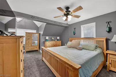 132 28th Street NW, Barberton, OH 44203 - Photo 24