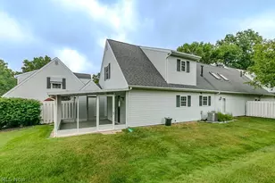 9834 Highgate Ct, Concord Twp, OH 44060 - Photo 4