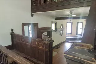 204 Broadway Ave, Youngstown, OH 44504 - Photo 8