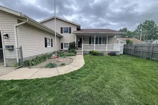 1077 Sutherland Ave, Akron, OH 44314 - Photo 2