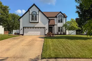 823 Sturbridge Dr, Medina, OH 44256 - Photo 2